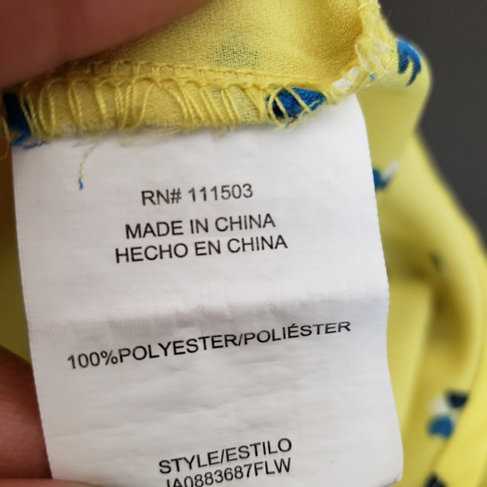 SOLD Lily White Yellow Short Sleeve Pocket Top - Picture 6 of 8